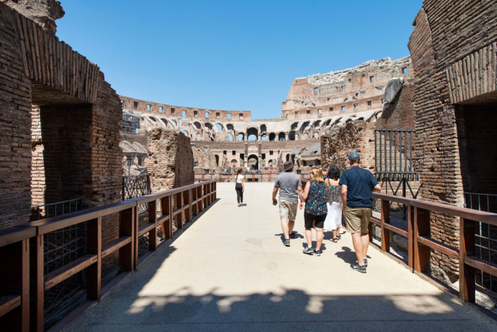 Gladiators-entrance