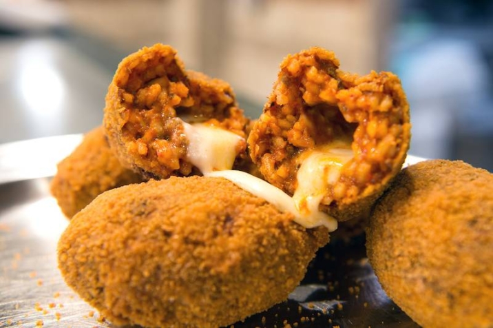 supplì-streed-food-rome