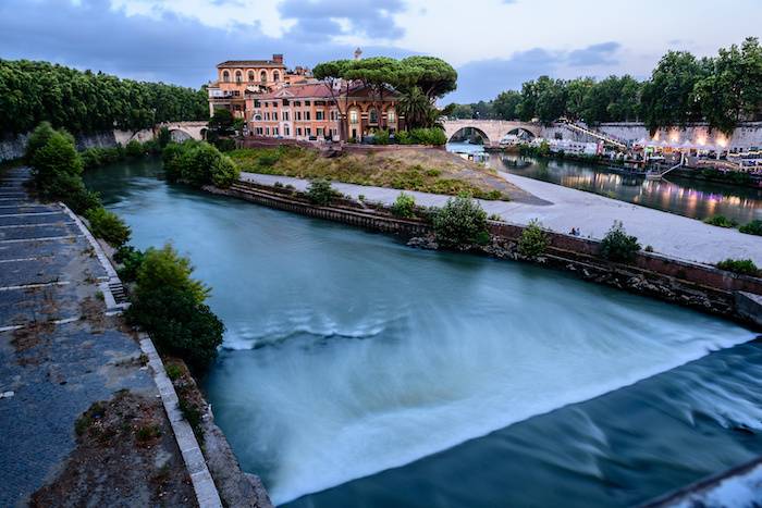 isola-tiberina-rome