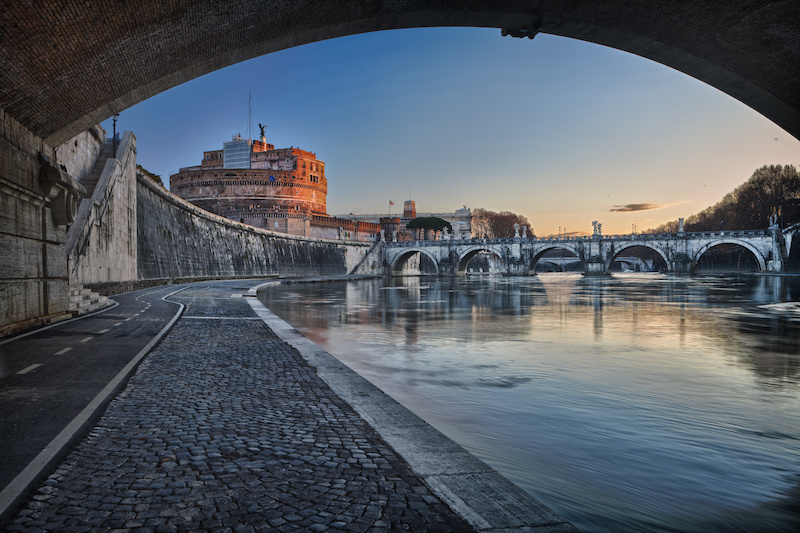 tiber carnival rome