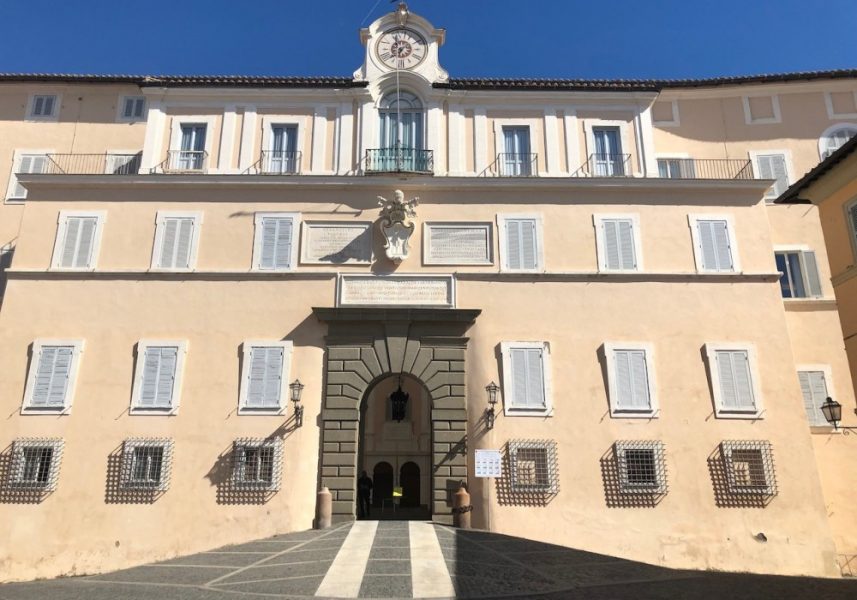 Pope_Summer_Palace_1-tSa-1000X700